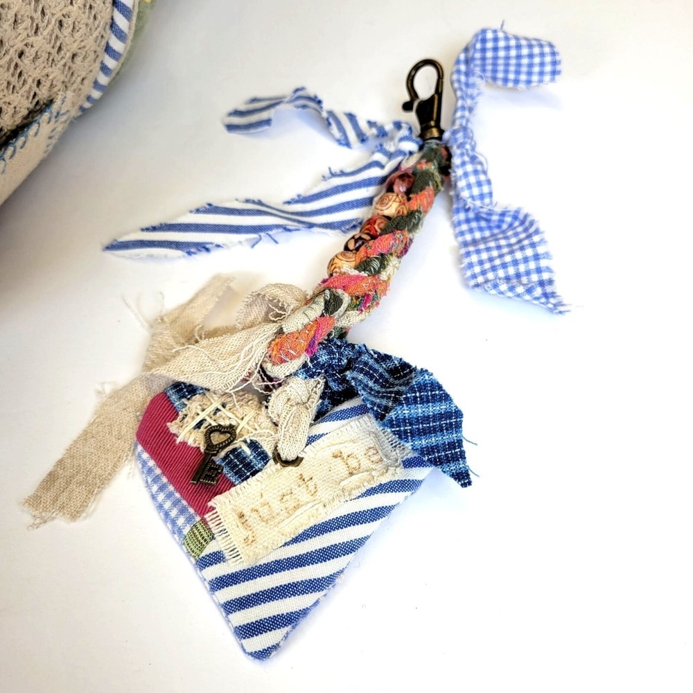 Handmade‎ Grannycore Patchwork Shoulder Bag Embroidered Floral Pockets Buttons - Picture 15 of 16